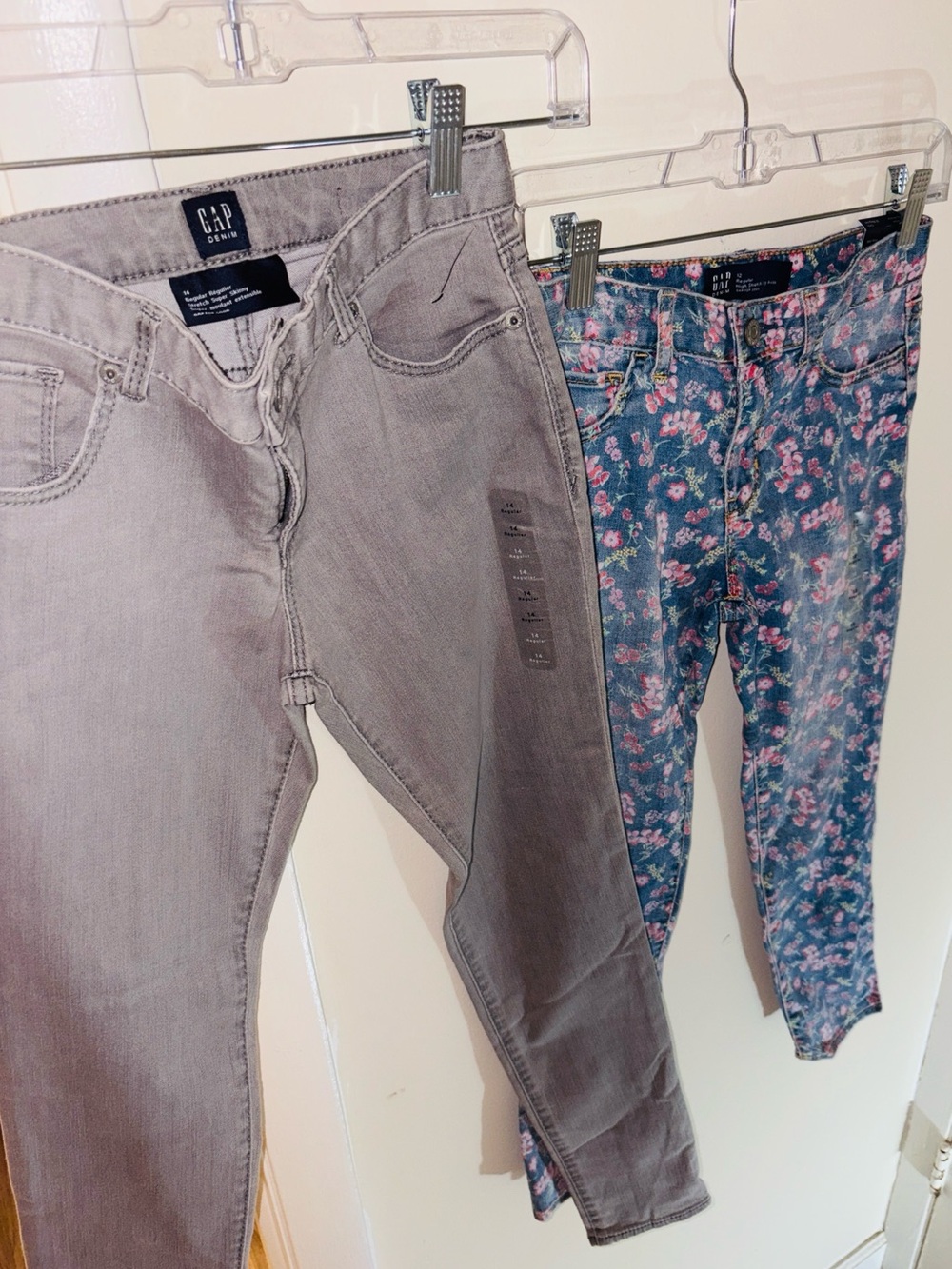 Girls GAP Bundle Gray & Blue Floral